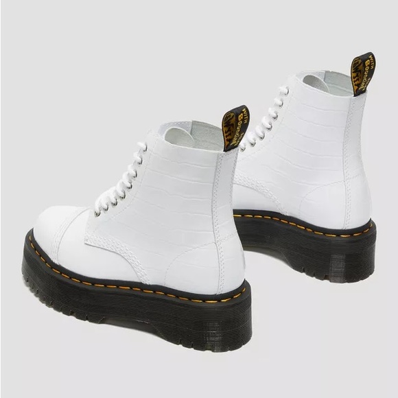 ❤️❤️DR.Martens SINCLAIR PATENT CROC EMBOSS PLATFORM BOOTS size 7❤️❤️ - Picture 6 of 8